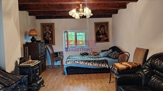 Stari Slankamen privatnost na 10 ari, priroda, mir