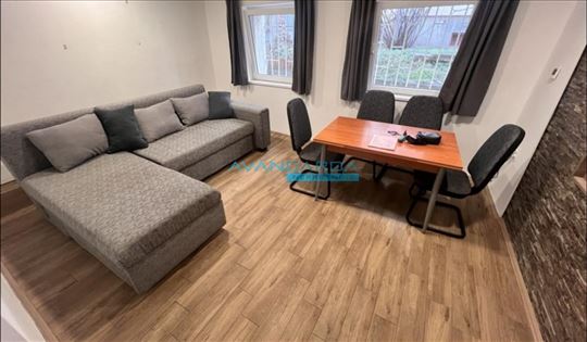 Vuk-Kraljice Marije-65m2 ID#43261