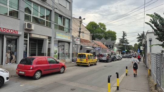 Borca unutrasnji lokal - centar kod pijace 