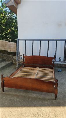 Bračni krevet 200x160