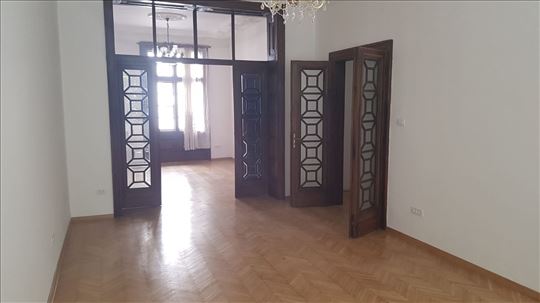 Izdaje se fenomenalan salonac