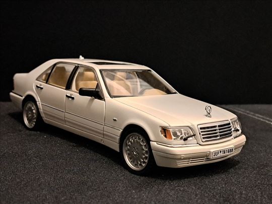 Mercedes W140 S320 Slon 1:24 - Novo