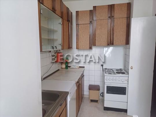 Širi centar - Labudovo brdo #68628