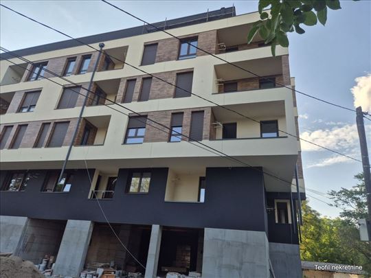 Vrdnik 68(L) trosoban Apartman Novogradnja