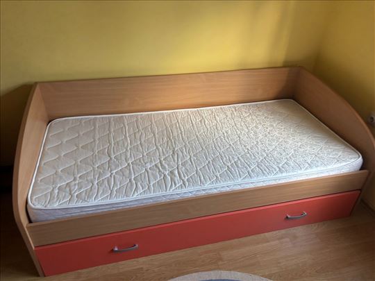 Ženska dečija soba