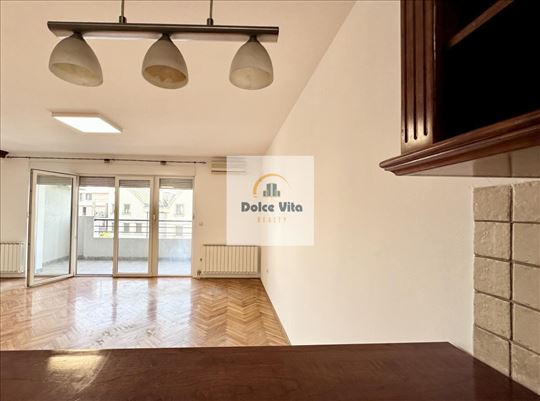 Beograd, Dedinje, Stan, 4.0, 117m2