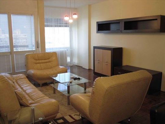 Blok 23, komforan, održavan stan, ID 2928