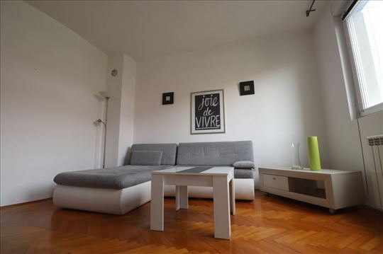 Dorćol, renoviran, garaža, ID 12597