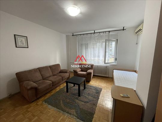 Jednosoban stan - 30m2 - Bulevar Oslobođenja