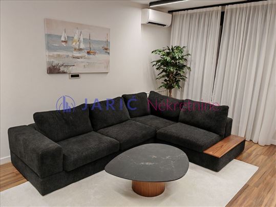 ✨ Lux 2.0 stan sa garažnim mestom –The One(61m²) ✨