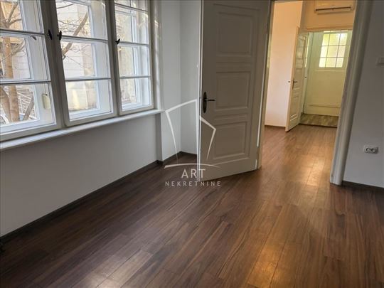 Nebojšina, Poslovni prostor 47,5m2 ID#9076