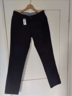 NOVO Paulo Boselli crne slim fit pantalone