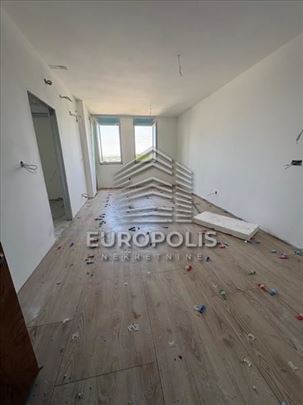 Novogradnja, 2.0, u modernom stambenom kompleksu I