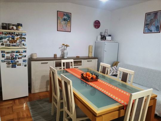 Prodaje se stan u strogom centru grada!