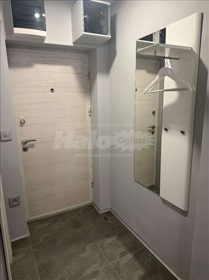 Poslovni prostor Banovo Brdo 43m2