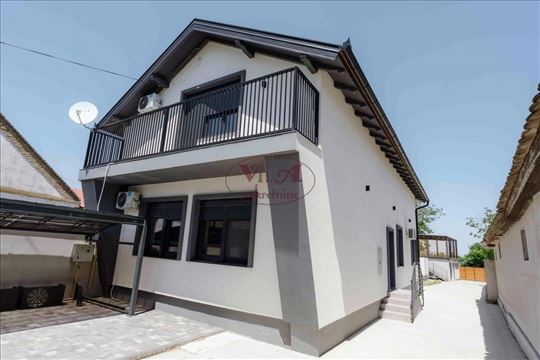 Srbobran, Turija, Lux nova kuća na obali kanala Dt
