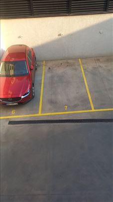 Vračar,Cerska,garažno mesto