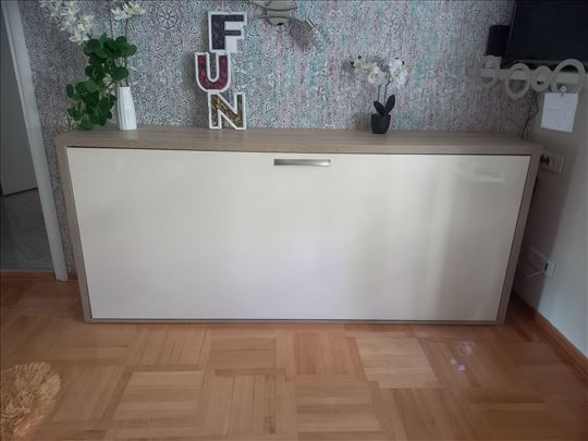 Zidni krevet