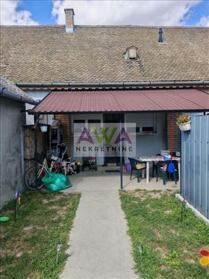 Apatin. Dvorišni stan 65m2