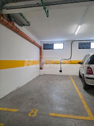 Garazno mesto Vracar