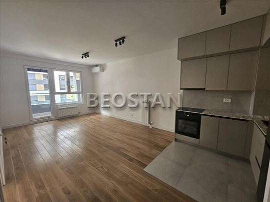 Novi Beograd - Newport #67984