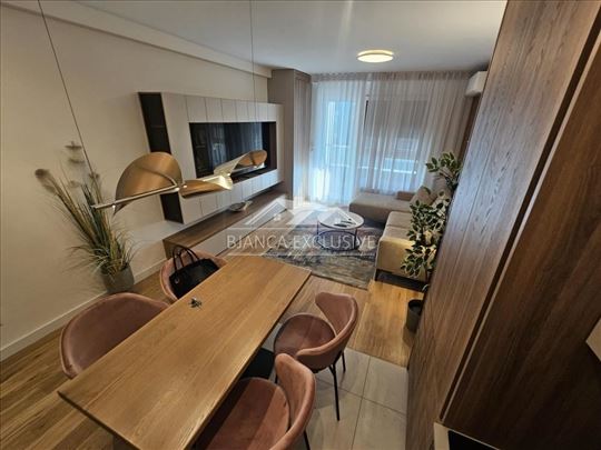 Novi Beograd-Newport ID#1607