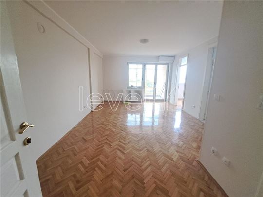 Novi Sad, Bulevar Oslobođenja, Stan, 4, 101,00m2