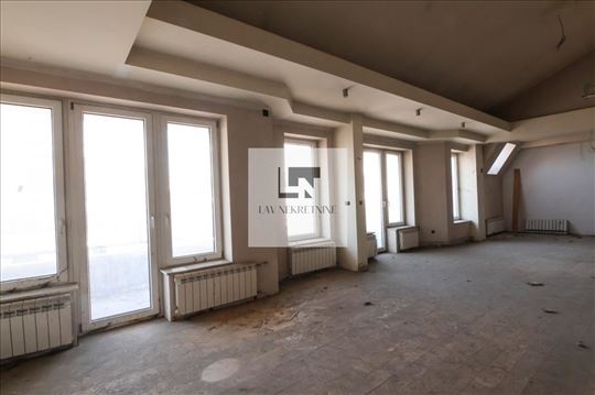 Prodaja Duplexa 318m2- Juzni Bulevar