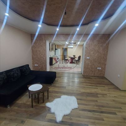 Srbobran, Lux nameštena kuća u centru