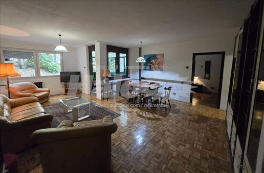 Vozdovac 65 m2 namesten stan