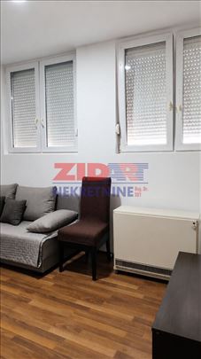 Altina, Ugrinovački put, 21 m2 odmah useljiv