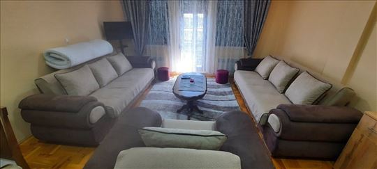 Gajevi1,0 lep,uknjizen,namesten stan 34m2,Zlatibor