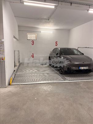 Garaža Vračar, Crveni krst