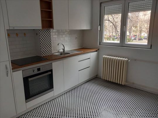 Jednosoban stan na Bulevaru Oslobođenja