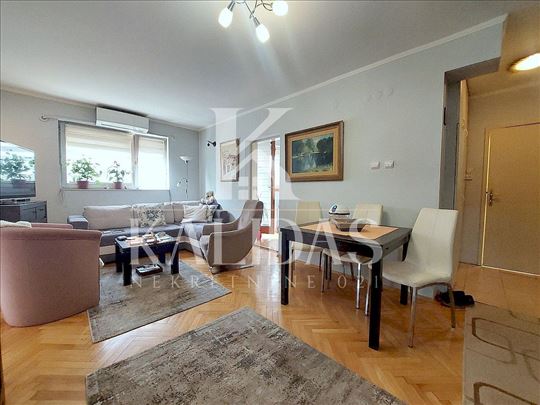 Novi Sad, Centar - Bulevar, idealna prilika!