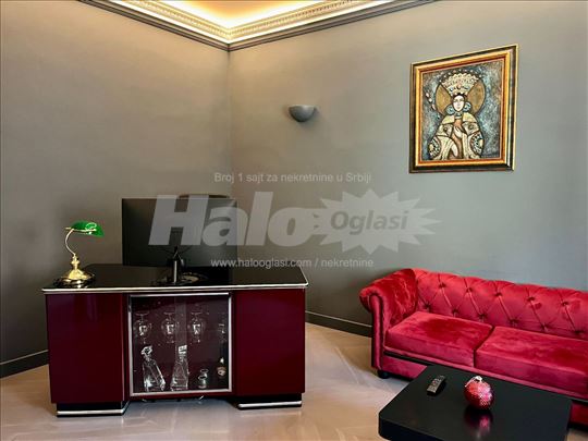 Predivan salonski stan na Dorćolu – 110 m²