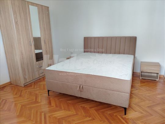 Renoviran stan na TOP lokaciji – 5 min od centra