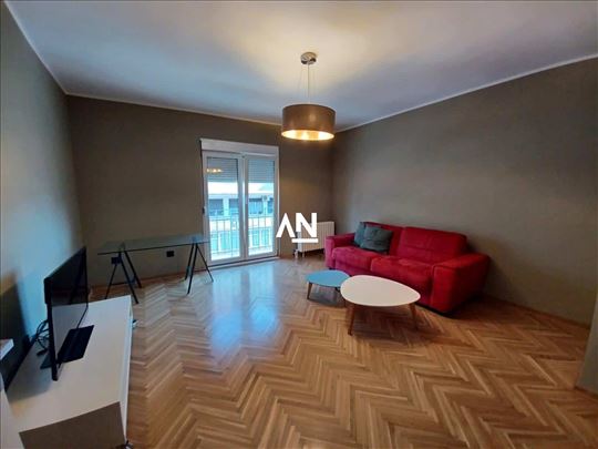 Vračar, Krunski venac, Njegoševa, 80m2, pet friend