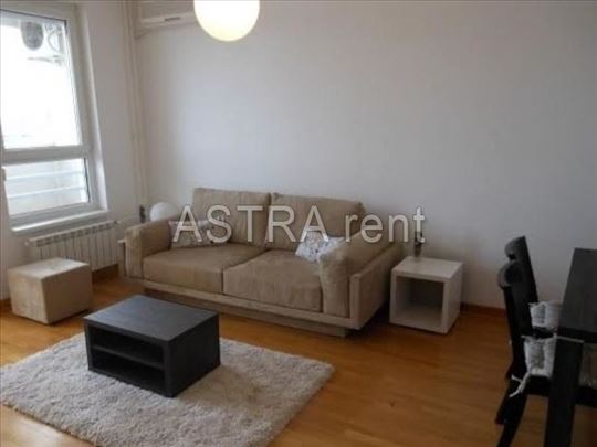Belvil, 1.5 stan sa garažom ID 2703