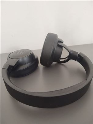 Slušalice sa mikrofonom JBL TUNE 760 NC, crne