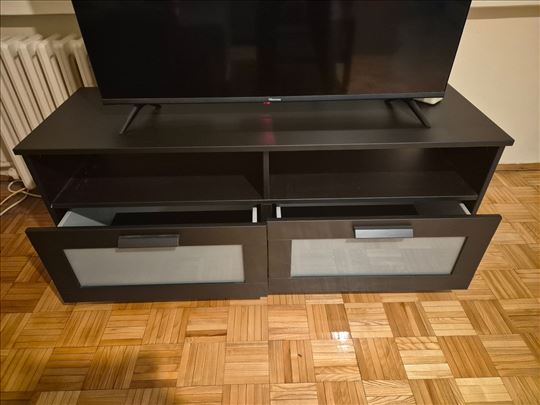 TV KOMODA KAO SKROZ NOVA, NOVA KUPLJENA PRE 6 M