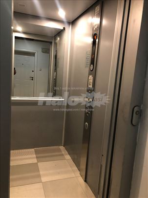 85m2 Nova zgrada Novi Beograd