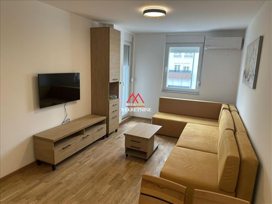 Jednoiposoban stan + parking - 42m2 - Telep