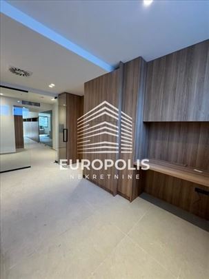 Luksuzan poslovni prostor od 150m² u Vardarskoj ID