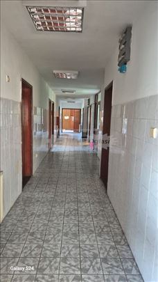 magacinski prostor 250+250m2industriskazona Surcin