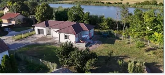 Srbobran, Turija, Nova lux kuća na obali kanala u 