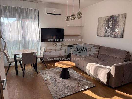 Zvezdara, Dimitrija Tucovića, namešten stan 40 m²