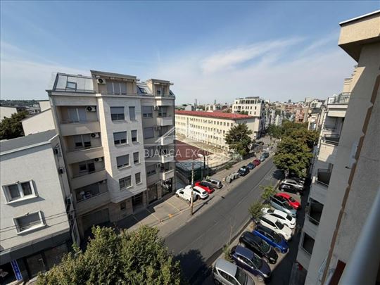 Centar-Vračar-Duplex-120m2 mereno-108m2 uknjiženo 