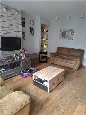 Hitno – Svetao i funkcionalan stan 84 m² ID#3004