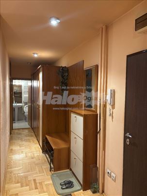 Izdajem 2.5 stan na Banovom Brdu, 53 m2